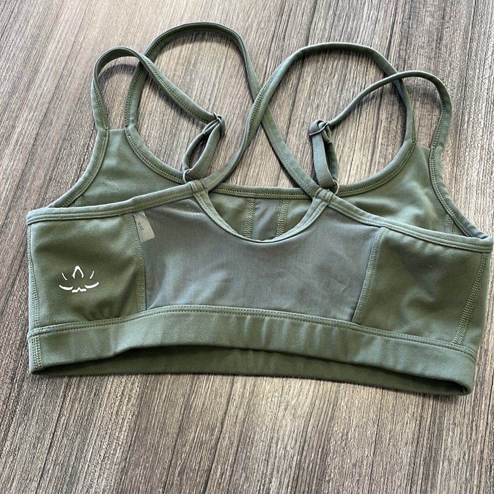 Beyond Yoga Green Strappy Sports Bra.  Size Small - Picture 2 of 5
